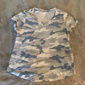 Old Navy Everywear Tee